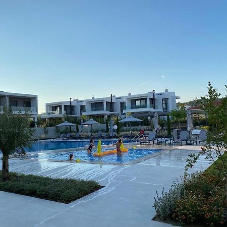 Olea Luxury Apartments Nikiti  Exterior foto